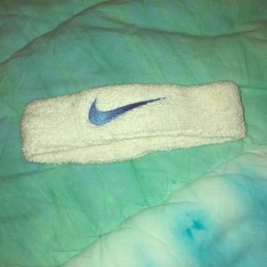 Nike sweatband headband